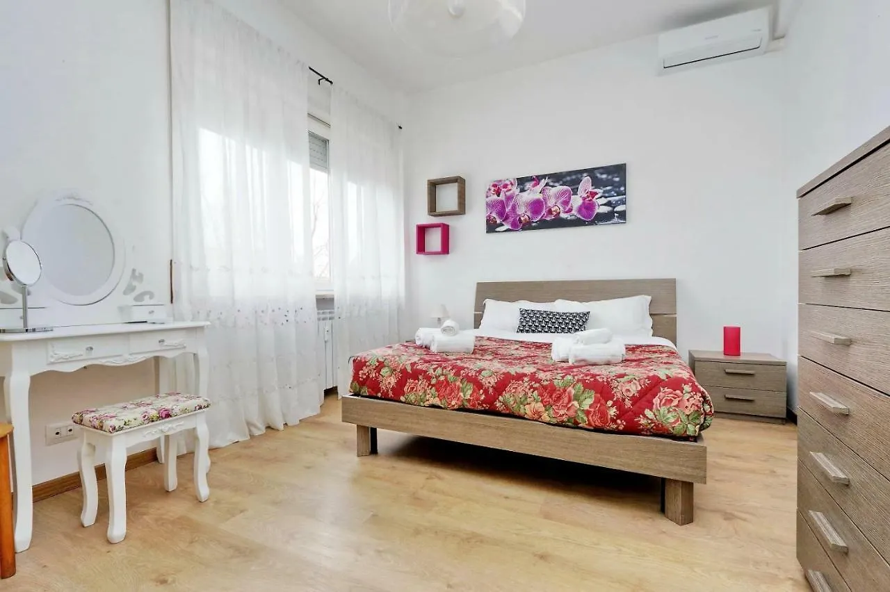 Chiara Guest House in San Paolo Roma