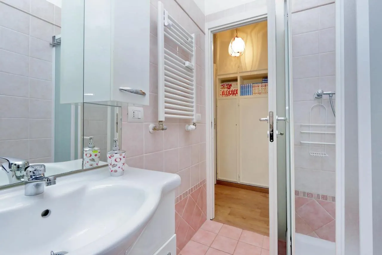 Chiara Guest House In San Paolo Rome Italy